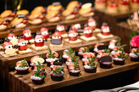 ㈜ 부산롯데호텔 더라운지 앤 바, 글로벌 티 브랜드 Ronnefeldt와 함께하는 ‘Strawberry Buffet’ 오픈