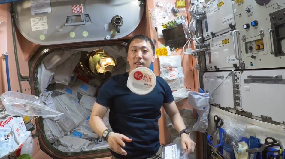 “우주에서도 그리운 밥 냄새”··· 한국계 우주비행사 조니 김이 보여준 한 끼의 힘