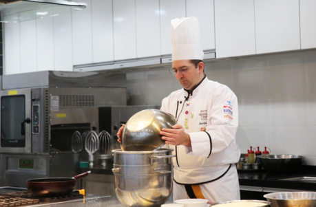 호텔학교 한호전 제과제빵학과, 시릴 고댕 특임교수와 ‘르뱅을 이용한 전통 프렌치 브레드’ 특강 진행