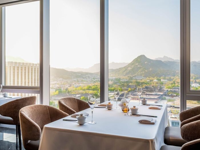 “레스토랑 넘어 미식 플랫폼” 광화문에 뜬 프리미엄 미식 공간 ‘더 플라자 다이닝’