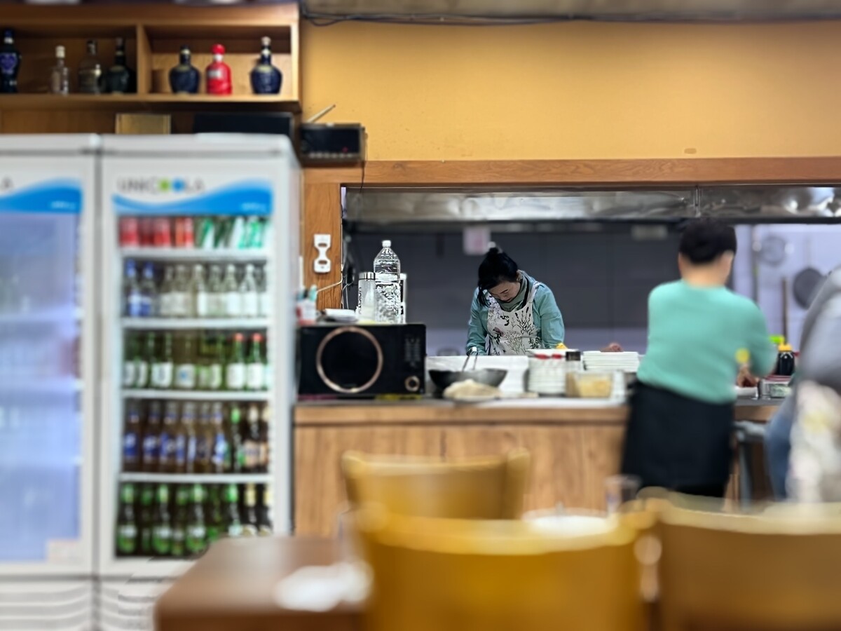 강경순계절맛집은 메뉴가 정해져 있는 식당이라기보다 계절이 바뀔 때마다 다시 가야 할 이유가 생기는 집이다.  사진 = 김대식 칼럼니스트