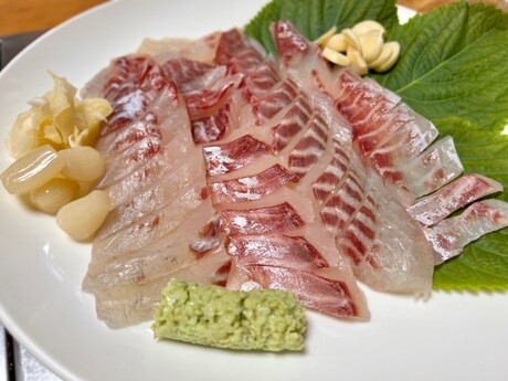 [김대식의 맛있는 약속] (8) 계절을 일깨워주는 제철 바다생선집